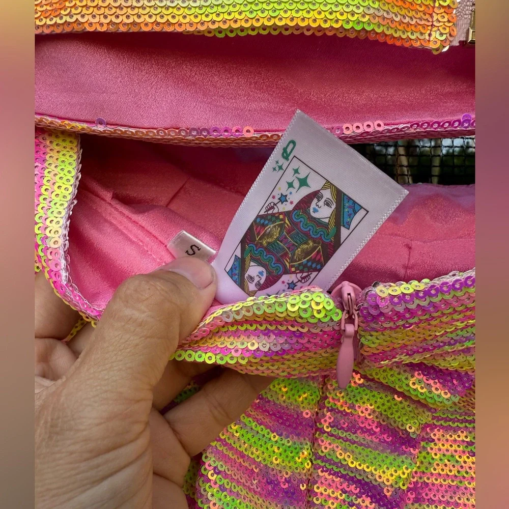 Queen of sparkles set size small in excellent condition - Picture 4 of 5